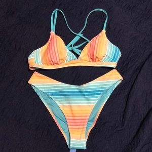 Cupshe NWT Bikini